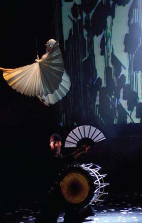 Audiences were treated to a vast array of influences that included a contemporary slant on Japanese culture, a seamless mix of Chinese and Western aesthetics, virtuoso displays of classic flamenco