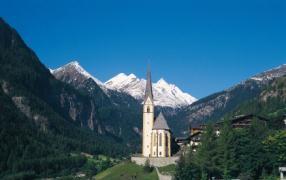 The new Alpe-Adria-Trail runs through Carinthia, Slovenia and Northern Italy beginning beneath the snow-covered magnitude of the Grossglockner in the Central Alps and finishing at the