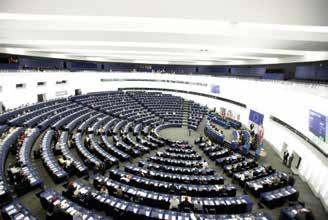 EUROPSKI PARLAMENT Uloga izravno izabrano tijelo EU-a sa zakonodavnim, nadzornim i proraëunskim ovlastima»lanovi 751 zastupnik u Europskom parlamentu Predsjednik Martin Schulz
