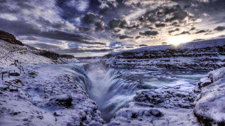 The riverbed rock was formed during an interglacial period. Water flows over Gullfoss at an average rate of 109 cubic meters per second. 35, Iceland 64.328197642768, -20.