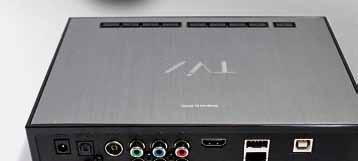 Drugo, TViX je bogato opremljen priključcima; od HDMI-a i komponentnog videa, do optičkog i koaksijalnog digitalnog audio izlaza do 2 USB-a i jednog esata.