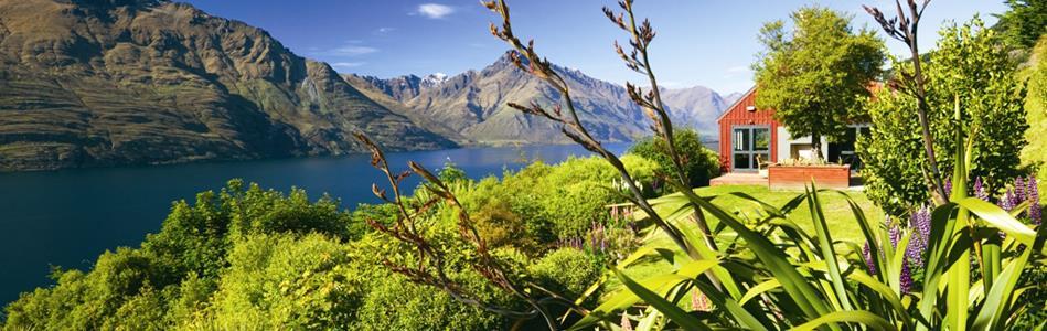 The lodge features spectacular, unobstructed views of the mountain ranges and Lake Wakatipu.