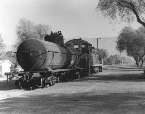 Another picture in the same general area. Water train on Mountain View Avenue. The last run of the water train had clearly captured everyone's attention.
