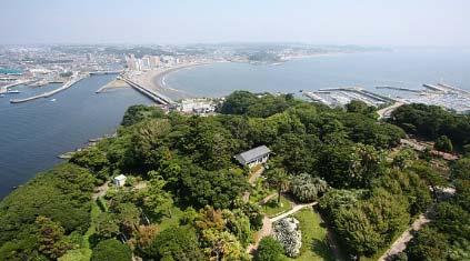 with PIANC Japan.) Kamakura is a coastal town in Kanagawa Prefecture.