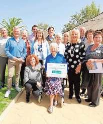 Also this month leader Suzy Rowe and members of the Cudeca Goldies group were congratulated for their fundraising efforts in 2016 which resulted in a total of more than 60,000 euros.
