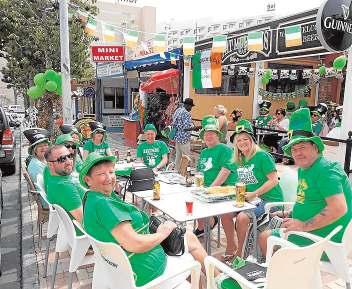 8 NEWS March 24th to 30th 2017 ST PATRICK S DAY IN PICTURES Montemar. Street party in Little Ireland.
