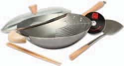 14" (36 cm) Excalibur Nonstick Wok Set Set includes: Excalibur nonstick wok with maple handles, dome glass lid, 12" (30 cm) bamboo spatula, 13" (33cm) bamboo spatula and slotted spoon, bamboo cooking