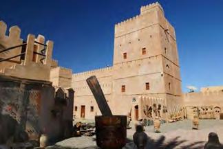 along the transfer Al Kamil : Fortified houses and the Old Castle Museum