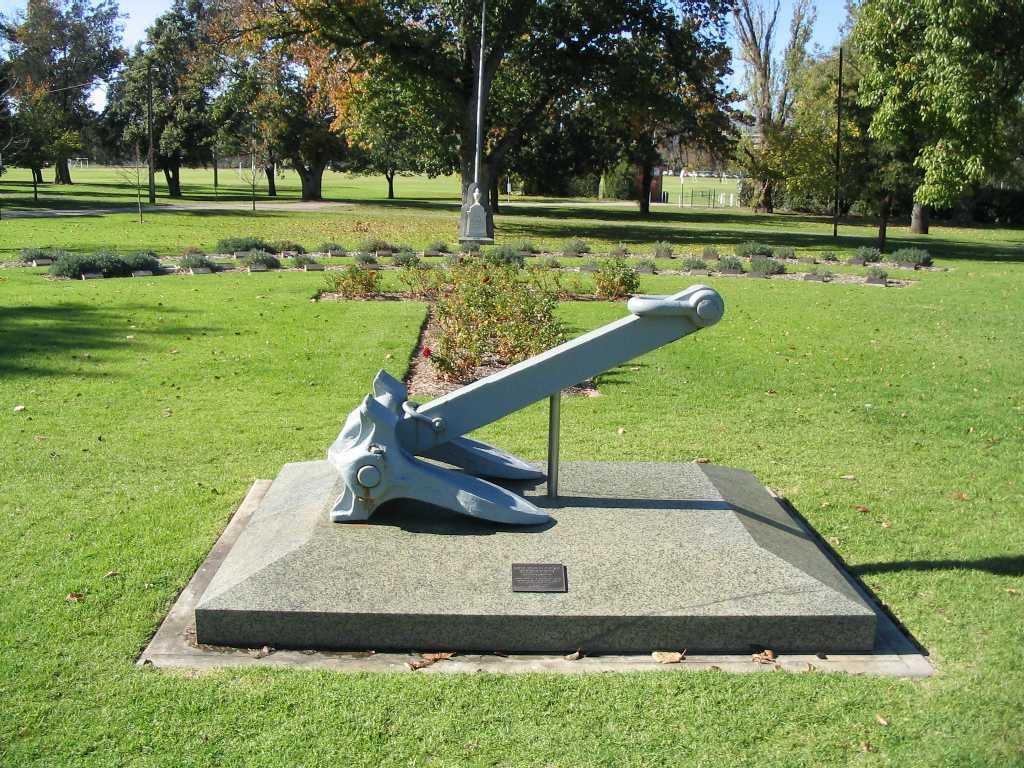 The garden contains memorials to various naval vessels that have served with the Royal Australian Navy (RAN) since Federation in 1901. The centrepiece of the gardens is a large anchor.