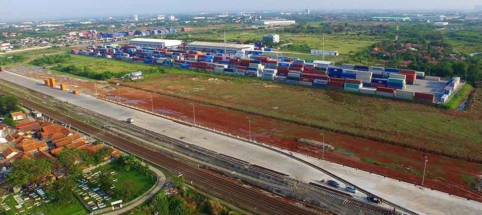 2 Enhancing Kota Jababeka's value proposition: Cikarang Dry Port Facilities & services offered at Cikarang Dry Port Container Yard Reefer Services