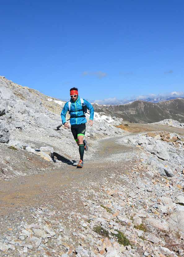 1. Fartlek in the clouds Round-trip itinerary between the arrival station of the gondola Carosello 3000 (in San Rocco zone) and the peak of Mont da li Rèsa, near the statue of the Madonon (Madonna