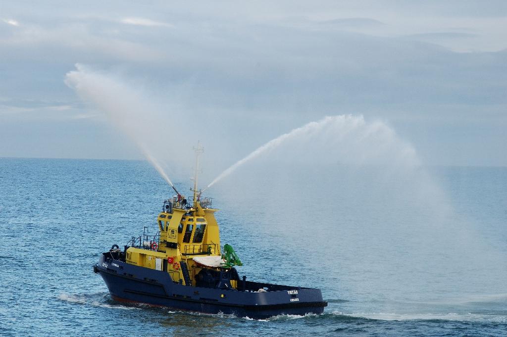 TRITAO BV I HULL MACH TUG UNRESTRICTED NAVIGATION FIFI E 03154 SERIES ASD 25m L.O.A. / 45 TBP HARBOUR TUGS Breadth Moulded Depth Moulded Design Draught 25.