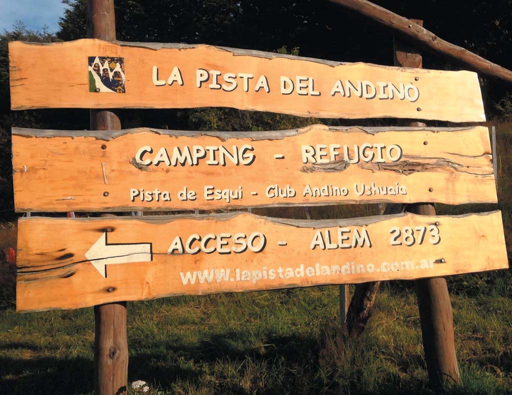 I checked out of the snazzy hostel and hiked up to the Refugio for some quiet camping.