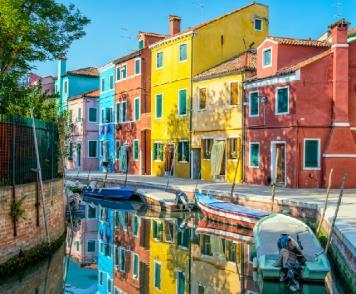 Wander as you please throughout Burano, and be sure to stop in at the island's bakeries.