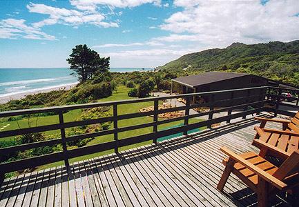 Stunningly located overlooking the Tasman Sea, Breakers is a boutique bed & breakfast, offering true