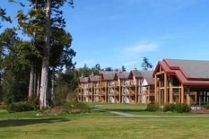 Best Western Tin-Wis Resort, (or similar) Tofino, Vancouver Island (4nts) 3-star hotel located on the peaceful Mackenzie Beach off Clayoquot Sound.