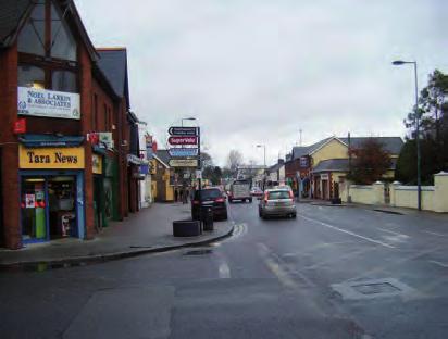 A5 Retail Strategy 5.8.4 The 2011 preliminary population results indicate that Dunshaughlin (including environs) has a population of 3,903, and increase from 3,384 in 2006. 5.8.5 The former N3 (R147) forms the main street of the town and is the location for much of its retail and other services.