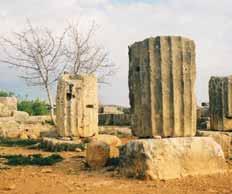 architecture of the Late Bronze Age that survived until the 4th century A.D.
