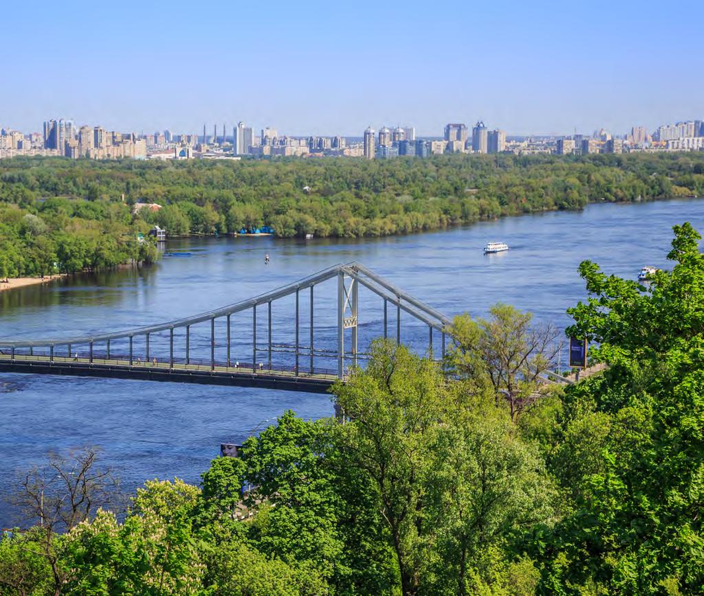insider locations TAKE A MAGNIFICENT DNIEPER RIVER BOAT TRIP Treat your delegates to some fresh air and let them enjoy the green side of the city.