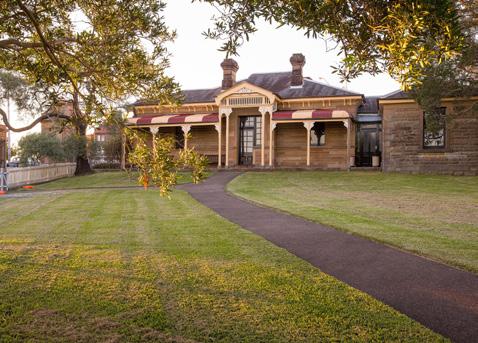 CENTENNIAL PARKLANDS, NEW SOUTH WALES Visitors and locals have the opportunity to spend the night in two heritage listed cottages in Sydney s Centennial Park.