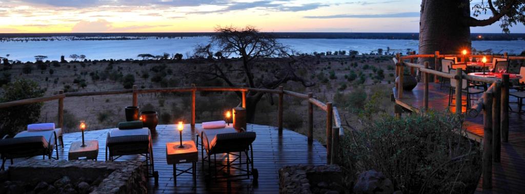 reserves, Moremi Game Reserve ensures that it is one of the only safari destinations which can provide guests with an authentic, year round Okavango Delta land and water safari experience.