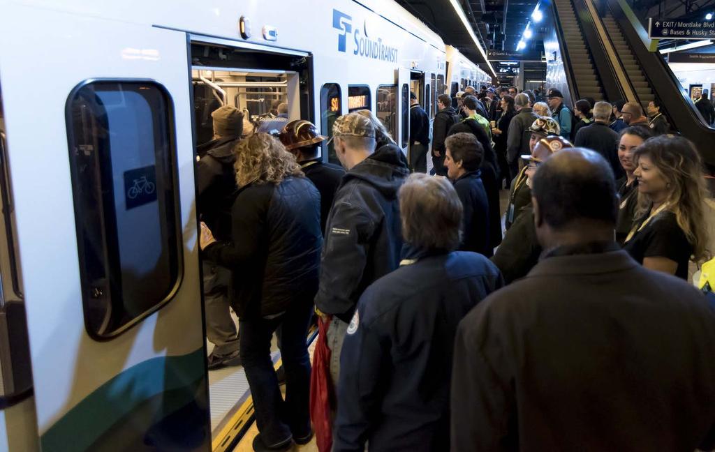 2017 SERVICE IMPLEMENTATION PLAN Record Ridership Expected Ridership on Sound Transit trains and buses will reach records levels in 2017.