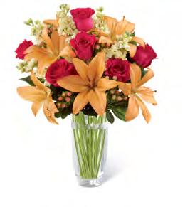 F. 25% OFF The FTD Luxe Looks Bouquet by Vera Wang 4" dia.