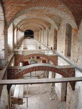 Prva faza obnove započela je 2003. godine pod vodstvom Hrvatskog restauratorskog zavoda.