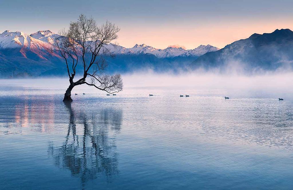 Nestled below the towering Southern Alps, Wanaka is a tranquil setting that comes to life and thrives in winter when skiers flock here from all over the world.