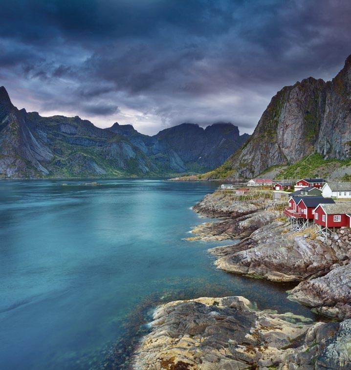 4C 4D 4A Ørnes 12 Nesna The charms of the Lofoten Islands are revealed in their small, picturesque fishing villages with a bohemian atmosphere.