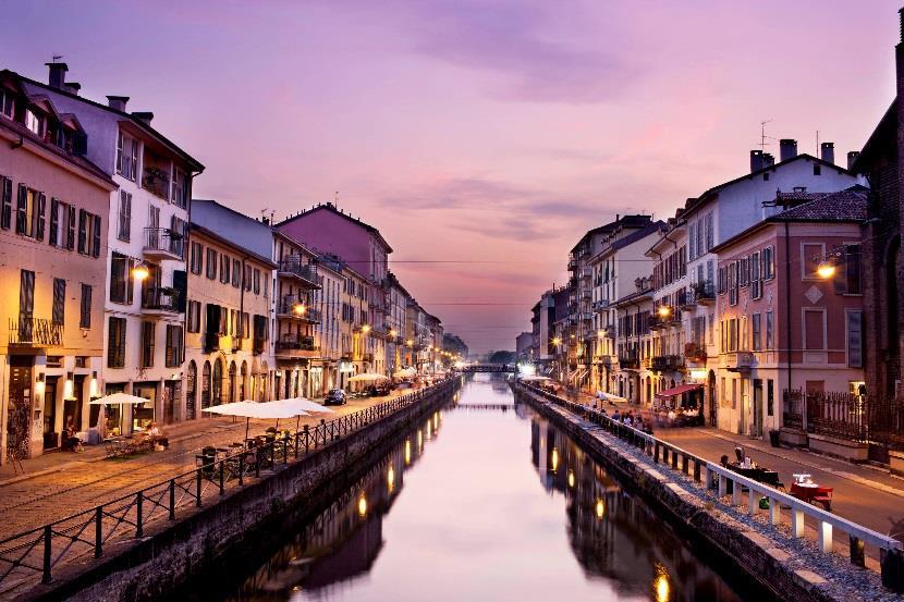 CS Events Milan Visits and experiences THE NAVIGLI Milan peculiar water system Discover old Milan and its rhymes and rhythms marked by the flowing of water along its canals, a hidden and lost