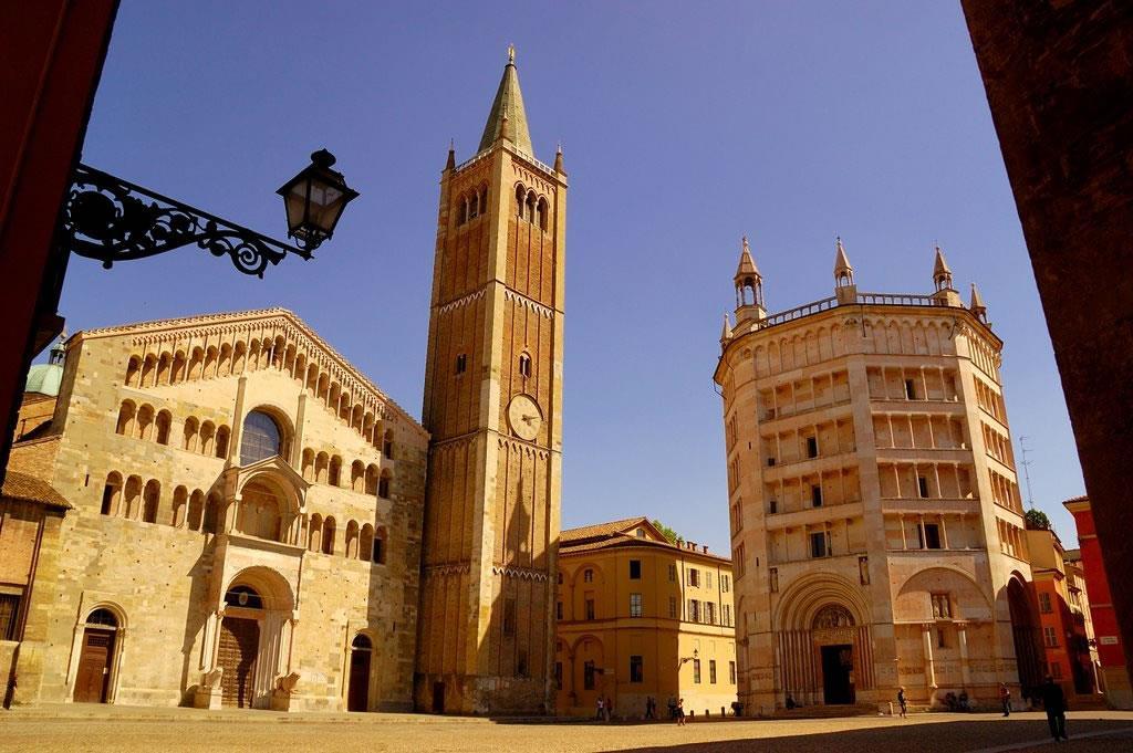 CS Events Excursions out of Milan PARMA Parma is an Italian town located in the region of Emilia-Romagna, near the city of Bologna.