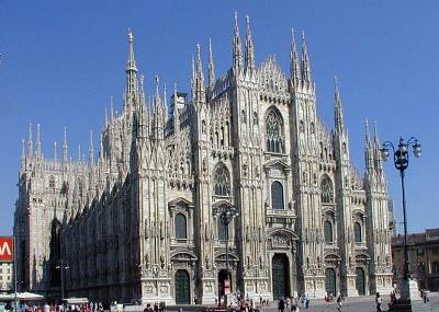 CS Events Milan Visits and experiences BEST OF MILAN Milan is Art, History, Fashion and Culture. Milan is the most dynamic and rich city in Italy.