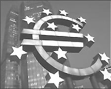 Grčka se pridružila EMU 2001. godine, dok su Danska i Velika Britanija zadržale pravo da ne učestvuju u trećoj fazi. Švedska nije ispunila uslov stabilnosti kursa. U decembra 1995.