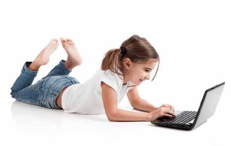 Jong kinders Aanlyn of kuberbekruipers gebruik die internet of enige ander vorm van elektroniese kommunikasie om ander mense bang te maak.