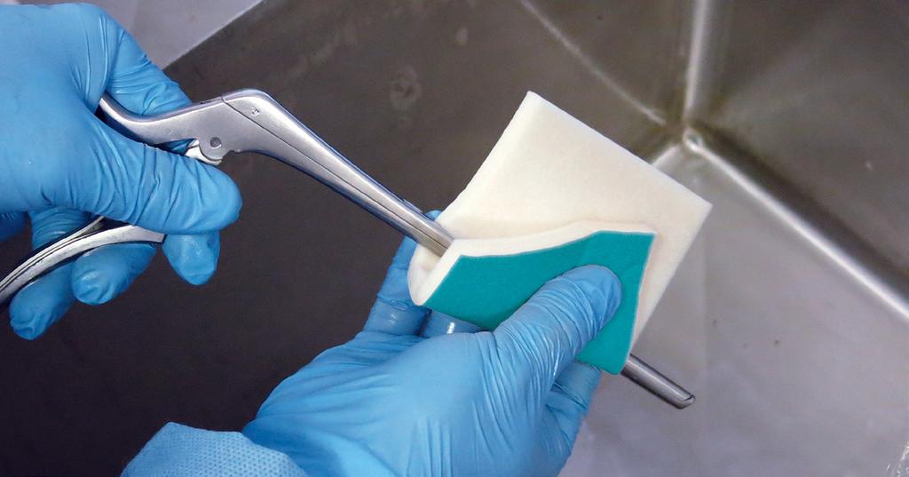 The Draco scrubbing layer breaks the bonds that adhere biofilm clusters to surfaces.
