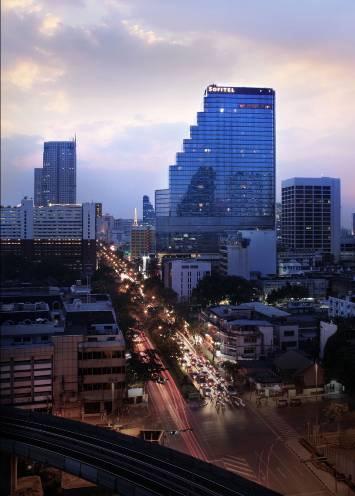 Sofitel Bangkok Silom - Convenient location based in the heart of Bangkok s vibrant business centre easily accessible by BTS (skytrain) and MRT (subway) - An innovative selection of restaurants and