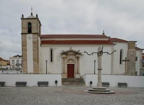 Baptist that has a great view of the town and river. The final stage ends at Vila Franca de Xira and is along a pedestrian route by the river.
