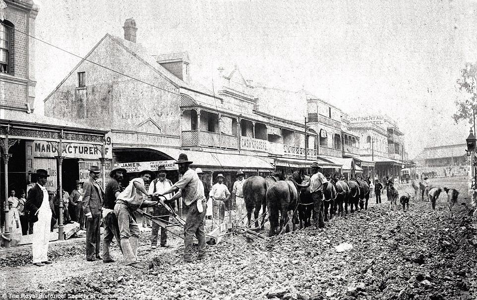 Ploughing George Street towards Roma Street, 1890s: Chamberlain and Wyllie tendered to put down wooden blocking for the length of Queen
