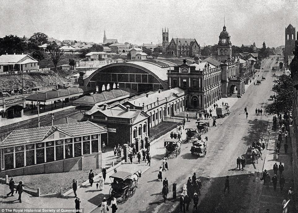 Central Railway Station taken from the People s Palace looking north along Ann Street in 1918: The double-storey station with arched roof covering the platforms was constructed between 1899 and 1901