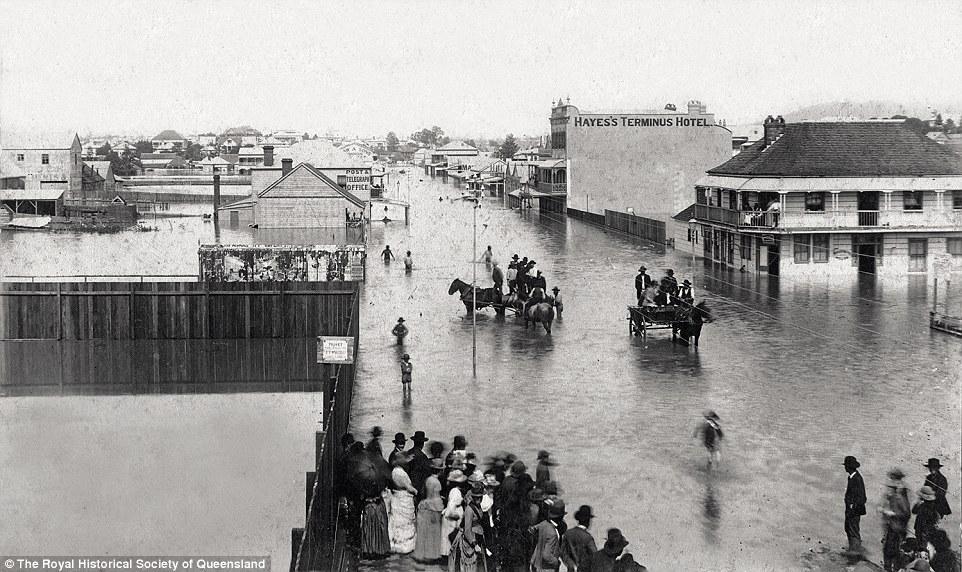 The intersection of Melbourne and Grey streets during the March 1890 flood: On the right is the Terminus Hotel built in the late 1880s by Owen Hayes; it was rebuilt after a fire in the 1920s.