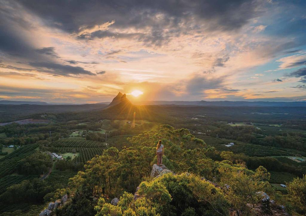 NIQUE EXPERIENCES U UNIQUE EXPERIENCES The Glass House Mountains Inland from the Sunshine Coast, the Glass House