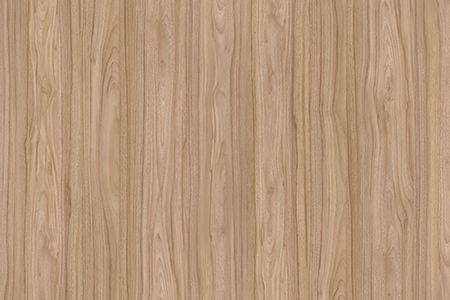 Wood finishes Chiavenna Walnut Wood (Standard equipment) Please note, that for the UK the offered models and equipment components can differ from the descriptions and information given here.