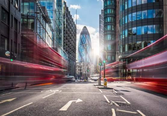 THE LONDON ECONOMY ENCOURAGING GROWTH UK GDP rose 0.6% quarter-on-quarter in the three months to December 2016, sustaining consistent growth 16 quarters in a row.