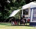 Plus-package Calypso provided with tentrail and 3 poles with a hook for mounting the Castel on the caravan directly!
