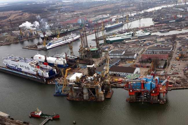 Summary of ship repair yards in Poland: Total ship repair yard sector in Poland Direct