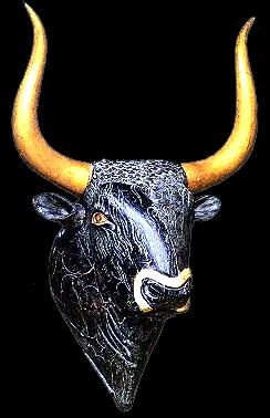 The Old Palace and Second Palace Periods Bull s Head rhyton: Rhyton: basically a fancy pitcher used during sacred ceremonies. Bull was used quite often in Minoan art.