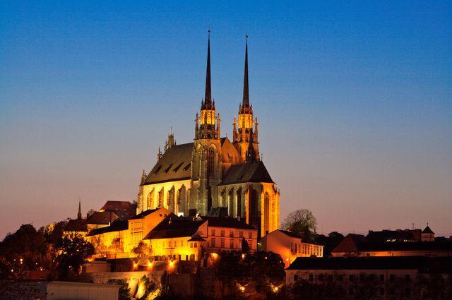 BRNO & CAVES October 8-9 Explore the second biggest city in the