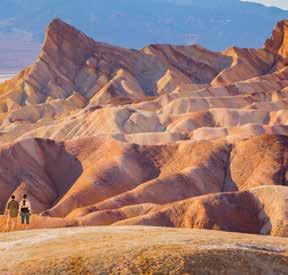 Kako i samo ime govori da je to Dolina smrti, ova dolina je sve samo ne to. Mješavina oblika, tekstura i boja ovog prirodno nastalog krajolika obiluje kontrastima koje opisuju život milijunima godina.