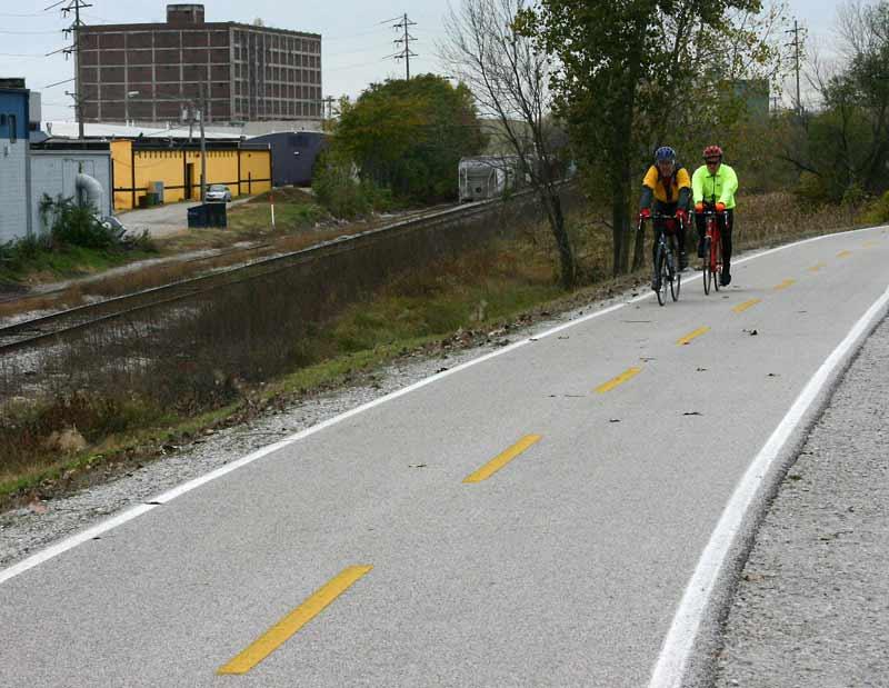 Safety Benefits Rails with trails can include elements that improve safety for people in the area around railroad tracks.